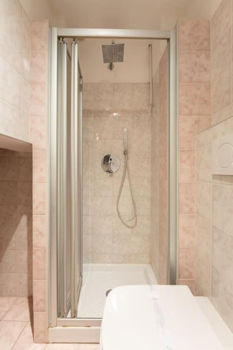 Apartamento Keys Of Italy - Guantomono 15 - Monolocale Conveniente E Centralissimo
